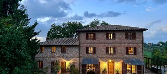 Lux Gated Estate Villa w/ Private Pool Umbria/Borders Tuscany