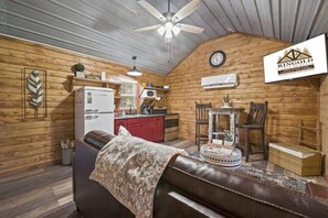 Luokittelematon kuva, 5 kautta 30, painike