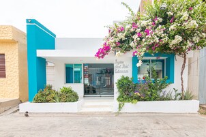 Entrada de la propiedad