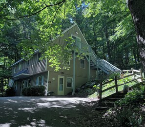 Exterior - Two bedroom upstairs unit. "Timberlane Mountain Retreat" with mini kitchen (Boone)