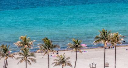 Stylish Private Beach Condo Hollywood