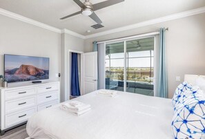 5 bedrooms, iron/ironing board, WiFi, bed sheets - Amazing 5/6 Vacation home at Windsor Island Resort!!! (Davenport)