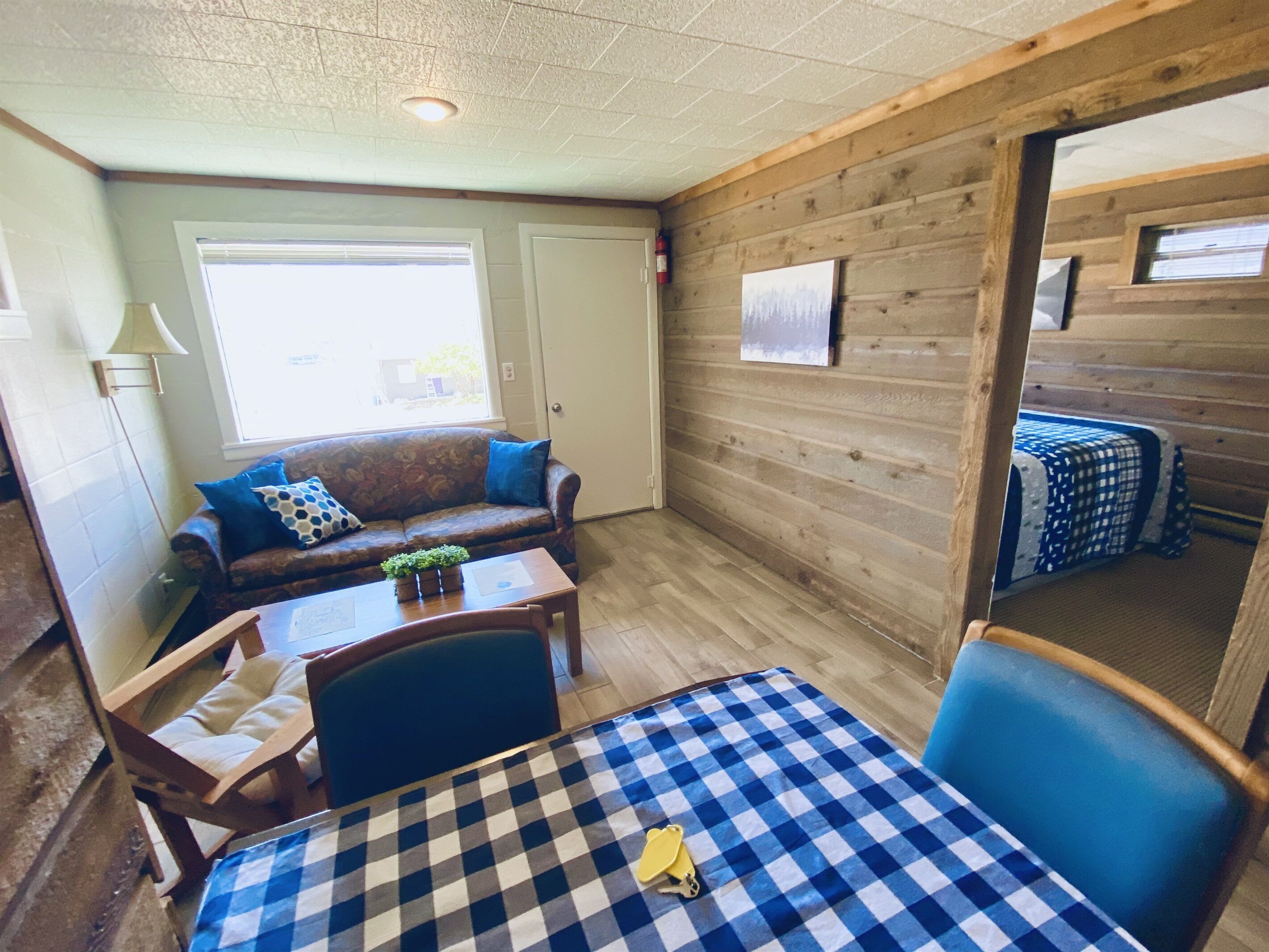 The Aqua Cabin at Green Valley (Cabin 2)