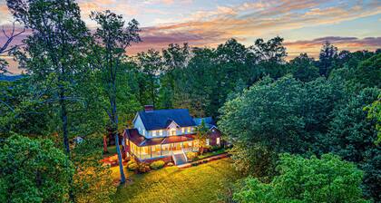 Spacious 7-Bedroom Retreat in Leicester, NC - Perfect for Family Getaways!