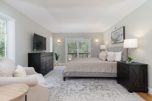 5 Schlafzimmer, Bügeleisen/Bügelbrett, Reisekinderbett, WLAN