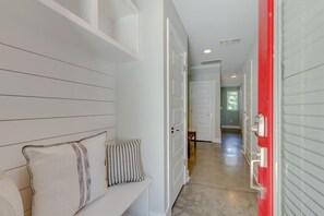 Interior - Modern Luxe Townhome | Rooftop Terrace | Spacious (Nashville)