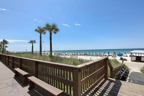 Property grounds - Celadon Beach Resort ~ 2 Bedroom w/ Bunk Room! ~Reserved Private Parking! Free Beach Service! (Panama City Beach)