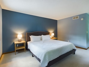 3 bedrooms, free WiFi, bed sheets