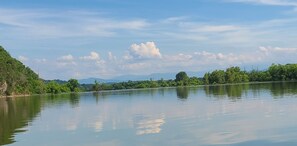Lake - "Lady A"-frame Glamping Cabin @Nolichucky River near Smoky Mtns. (Newport)