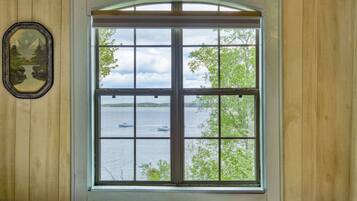 3 Schlafzimmer, Schreibtisch, BĂŒgeleisen/BĂŒgelbrett, WLAN