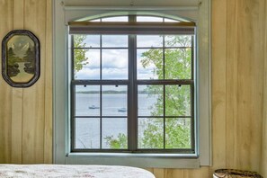 3 soverom, skrivebord, strykejern/-brett og wi-fi