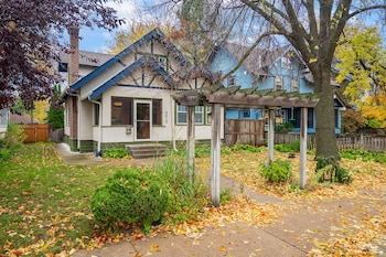 Lyndale Bungalow