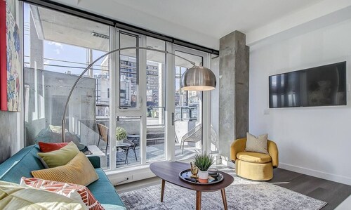 Vibrant & Modern Condo with Patio near LRT