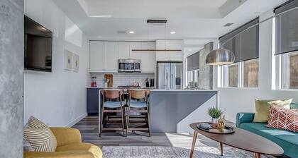 Vibrant & Modern Condo with Patio near LRT