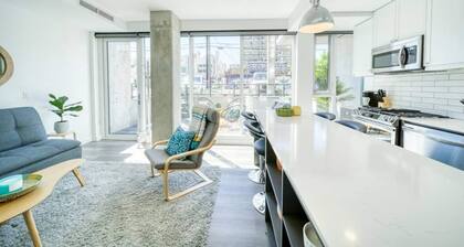 Bright & Beautiful Condo with Walkout Patio