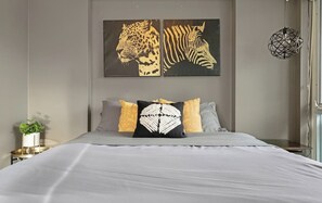 1 chambre, fer et planche à repasser, accès au Wi-Fi (inclus)