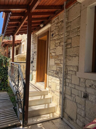 Be Villa Stone Home Experience