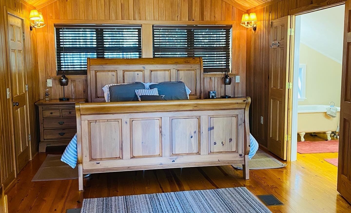 River Cross Lodge Cypress Loblolly Cabin Overlooking The Altamaha River