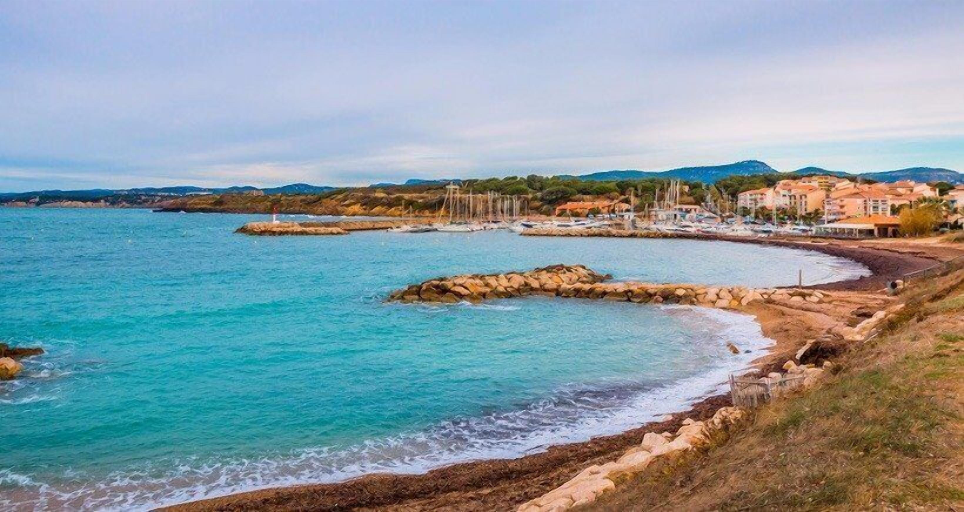 Superb 170m2 house in the Coudoulière sector near to the beaches