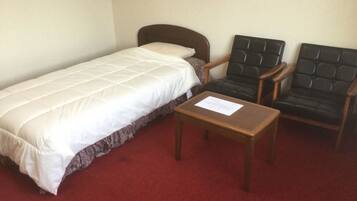 1 bedroom, desk