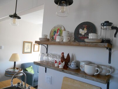 Royal Road Retreat ~ Cheesemaker’s Loft
(sleeps 6 max)