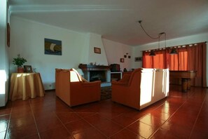 TV - Douro Valley | Resende Country House (Matosinhos)