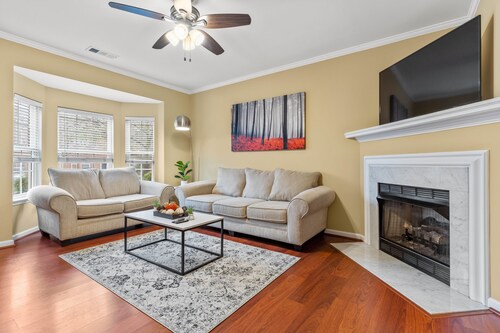 Franklin condo fully furnished 30 nights minimum