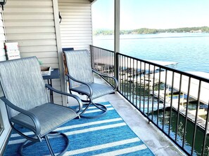 Property grounds - New, Amazing Panoramic views of Lake Hamilton, waterfront at The Landing. (Hot Springs)