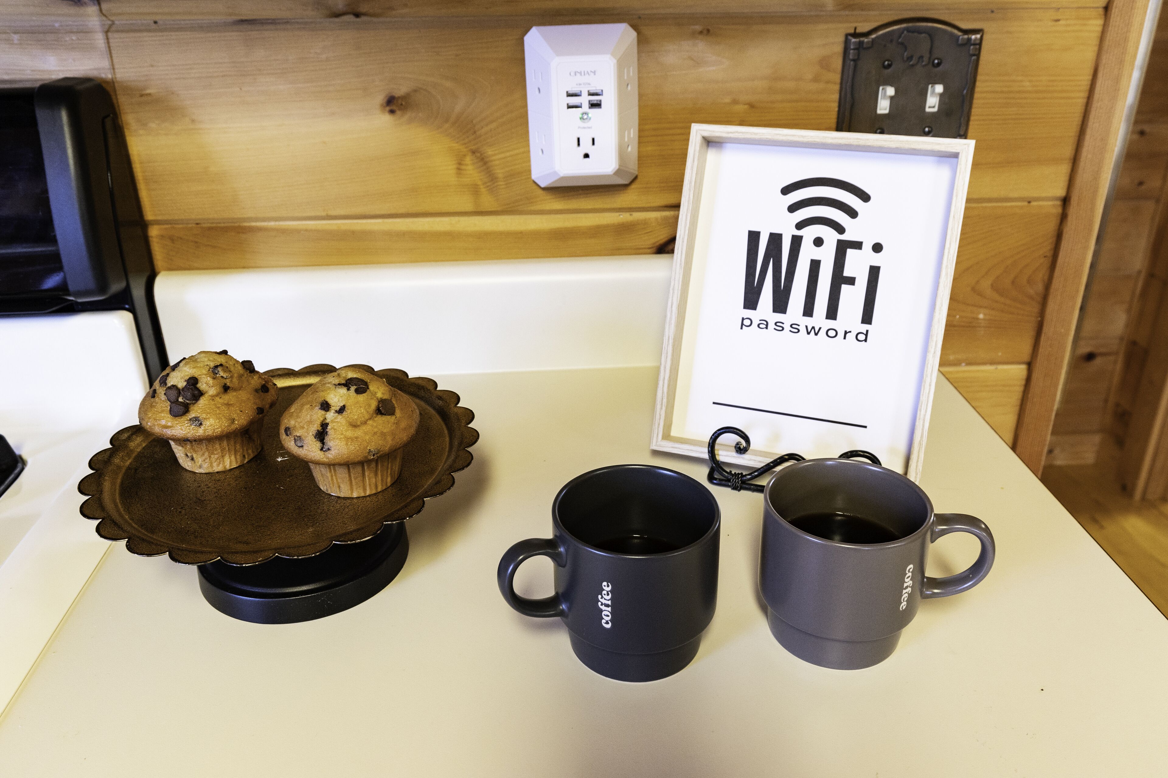 Fam Friendly❣️Hot Tub🔥Peloton🚲GameRM🕹Tennis Courts🎾InstaWorthy 📸