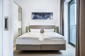 2 Schlafzimmer, Zimmersafe, WLAN, Bettwäsche