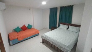 2 bedrooms, iron/ironing board, free WiFi, wheelchair access - Sea view Caribbean magic (Cartagena)