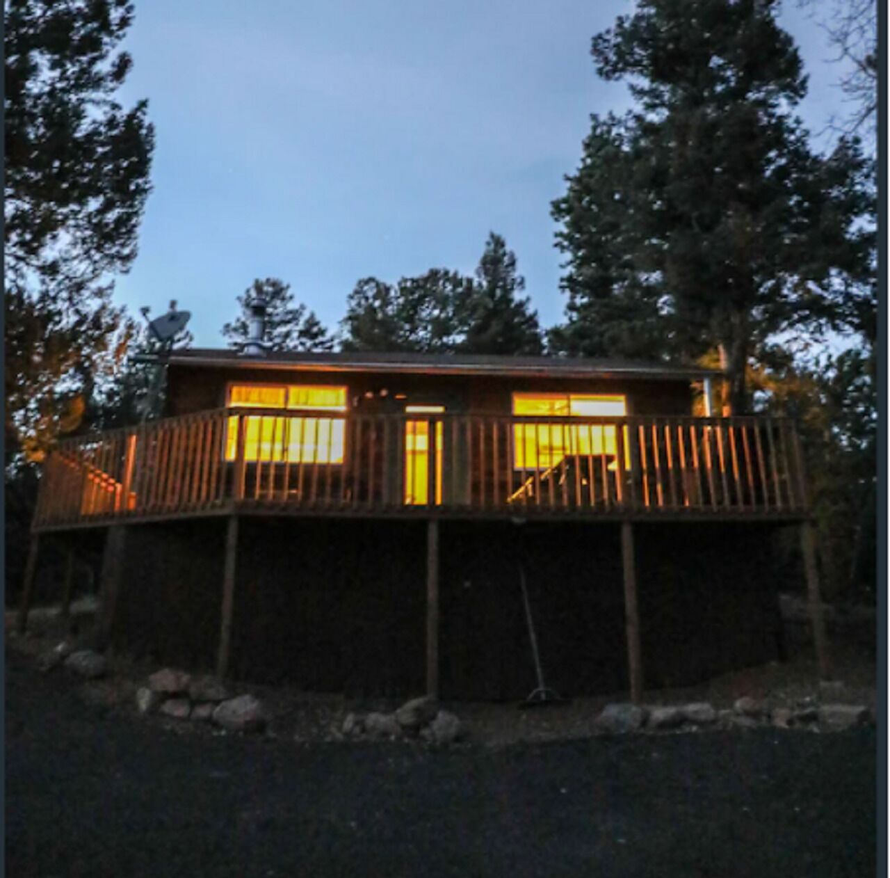 All New inside Cabin Near Cripple Creek & Colorado Springs