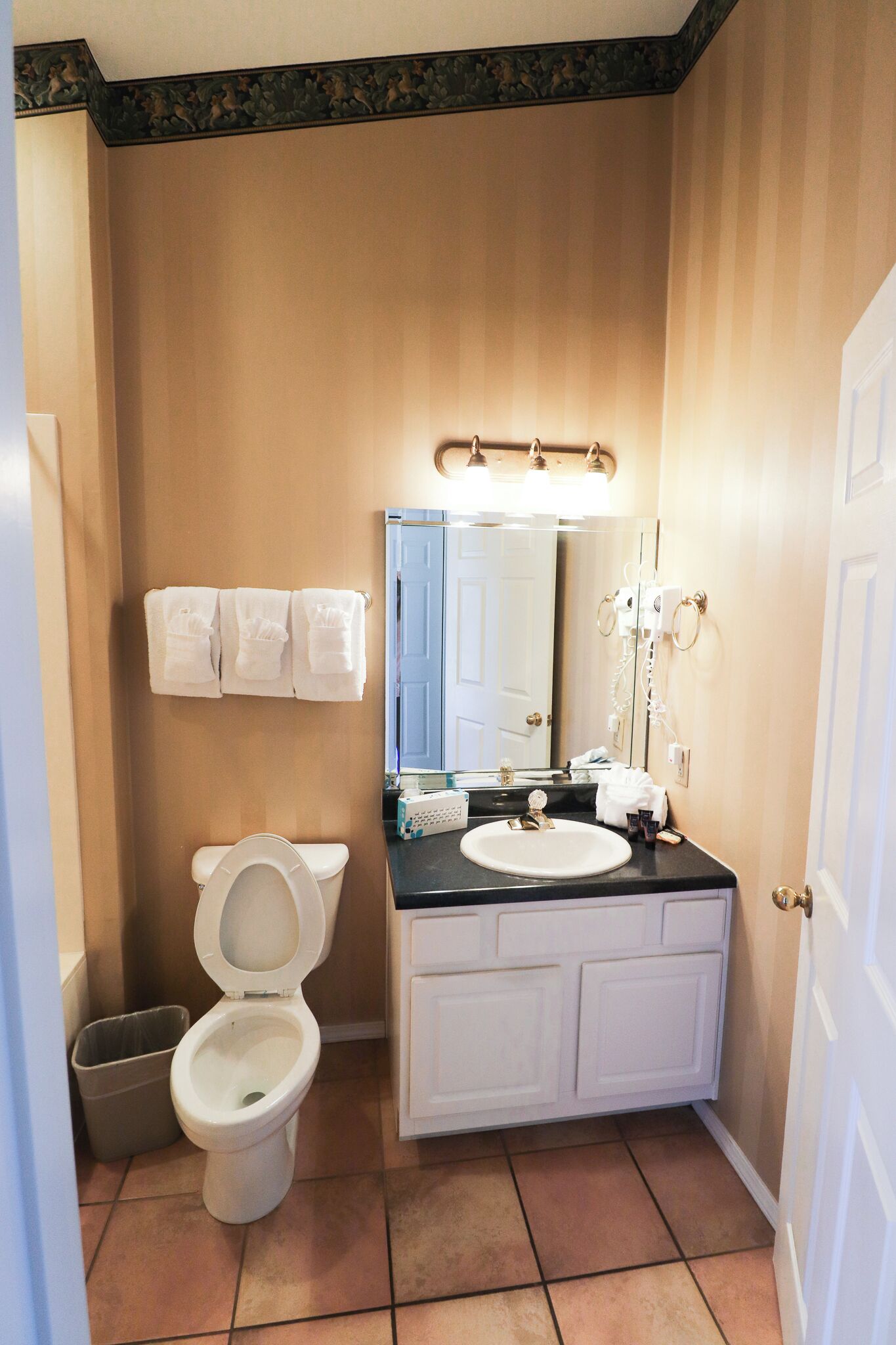 1 - BD Lakeview Studio - SLO - 03