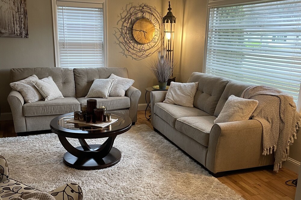 Newly remodeled home in quiet neighborhood