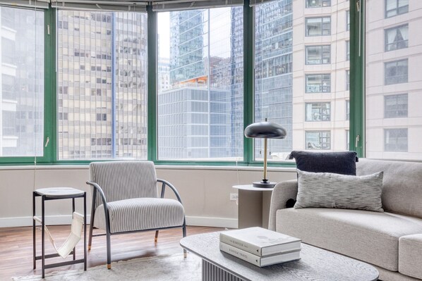 TV, stereo - Ideal Streeterville 1BR w/ Pool & Deck, near Beach & Park, by Blueground (Chicago)