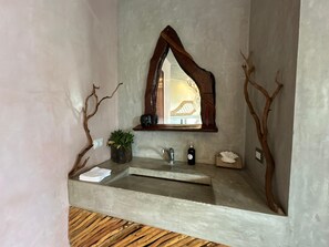 Design Room | Bathroom sink