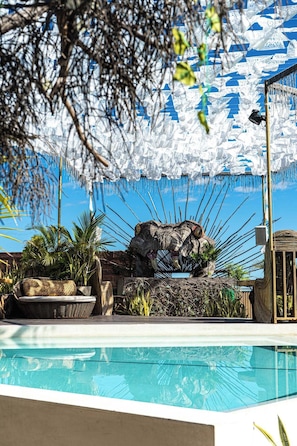 2 piscinas al aire libre