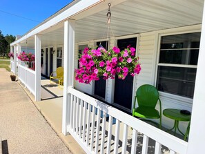 Front of property - Hillcrest Motel (Rapid River)