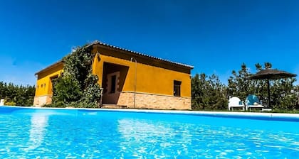 Rural Holiday Home 'Villa Lucrecia' with Pool & Wi-Fi