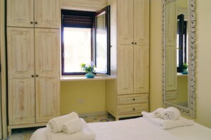 1 camera, Wi-Fi gratuito, lenzuola