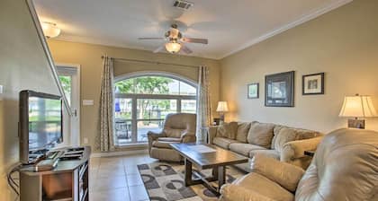 Relaxing Beach Condo with a Pool