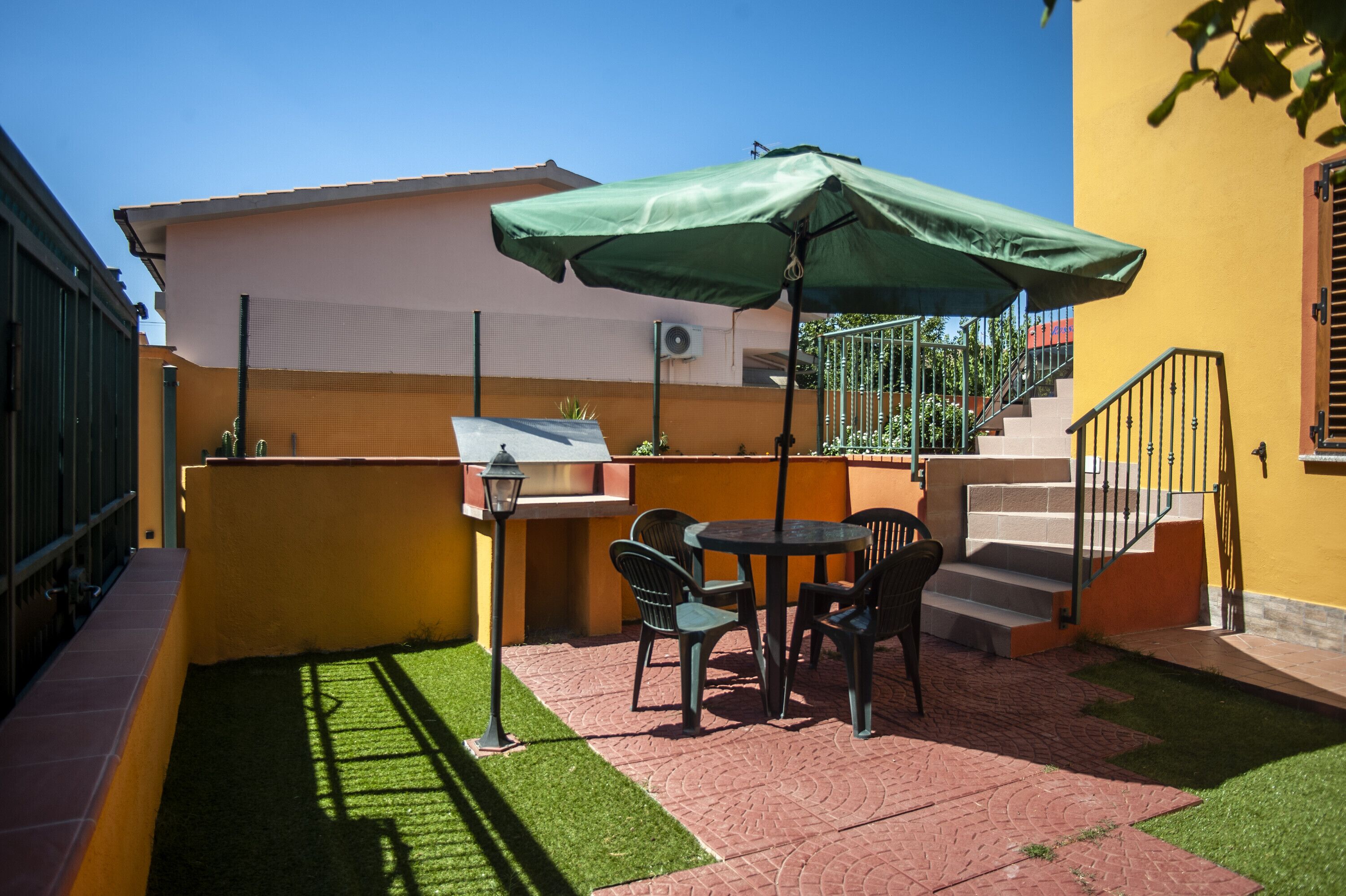 Apartment 'Erika' with Garden & Balcony