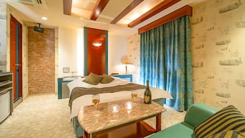 Economy Double Room | Down comforters, free WiFi