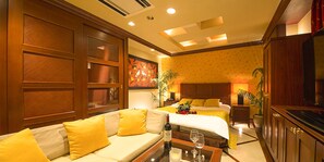 Standard Double Room | Down comforters, free WiFi