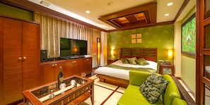 Standard Double Room | Down comforters, free WiFi