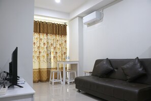 Living room - Comfort And Minimalist 2Br At Daan Mogot City Apartment (Jakarta)