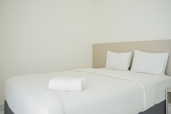 Room | 2 bedrooms, free WiFi, bed sheets