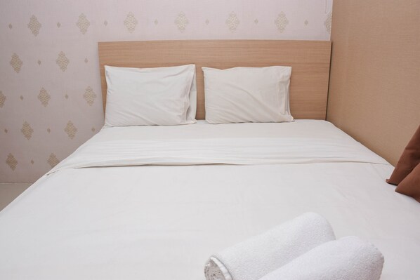 Room | 2 bedrooms, free WiFi, bed sheets - Strategic And Nice 2Br At Bassura City Apartment (Jakarta)
