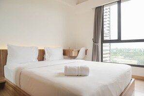 Room | 2 bedrooms, bed sheets - Fully Furnished With Pleasure 2Br At Sky House Bsd Apartment (Pagedangan)