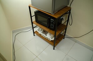 Interior - Comfort Studio Room Apartment At Aeropolis Residence (Tangerang)